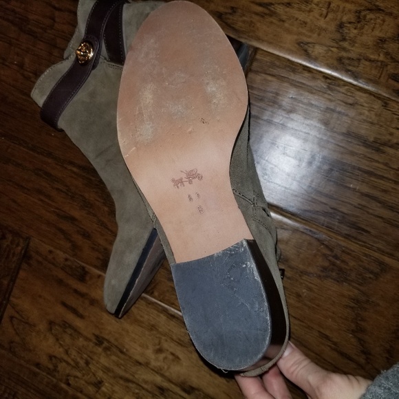 Coach Patricia Suede Ankle Bootie - 8.5 - EUC - Picture 2 of 5